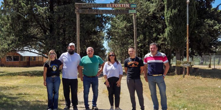 El municipio firmó la concesión del Parque ‘Omar Cleppe’ de Saldungaray