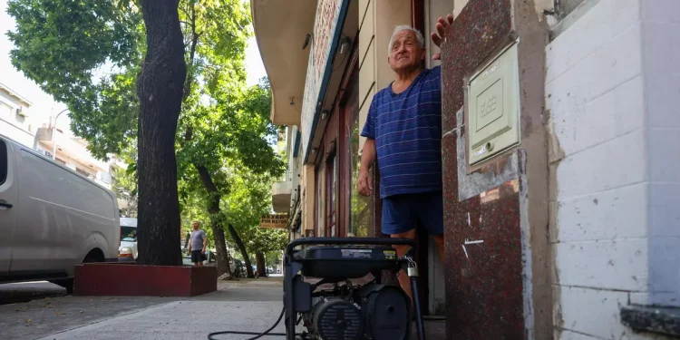 Un apagón masivo dejó a unos 4 millones de personas sin luz en la Ciudad y el conurbano