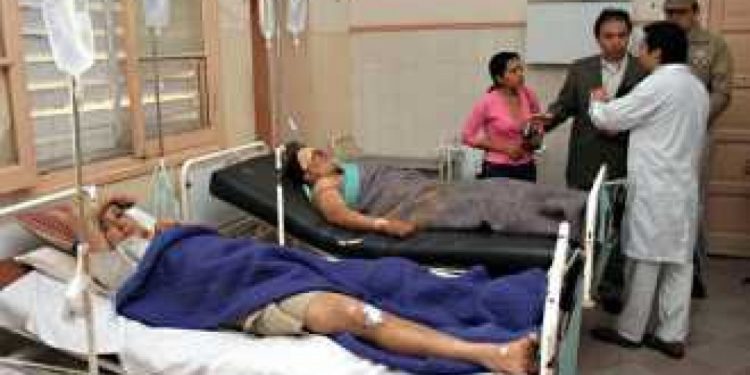 La salud, en terapia intensiva: 5 mil clínicas están con respirador y a punto de expirar