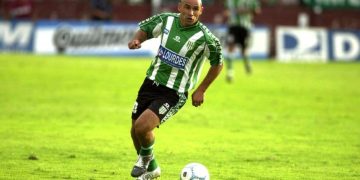 A 20 años de la partida de José Luis “Garrafa” Sánchez: El 10 que eligió el barrio por sobre la gloria financiera