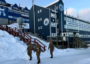 Sin hielo, llegan los barcos: la destrucción del Ártico por el cambio climático da más importancia al control de Groenlandia