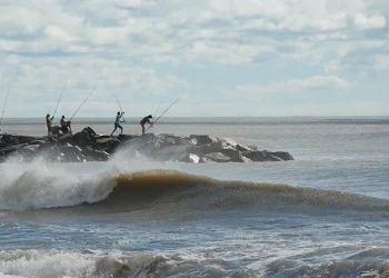 Qué es un meteotsunami, el fenómeno que sacudió a Santa Clara y Mar del Plata