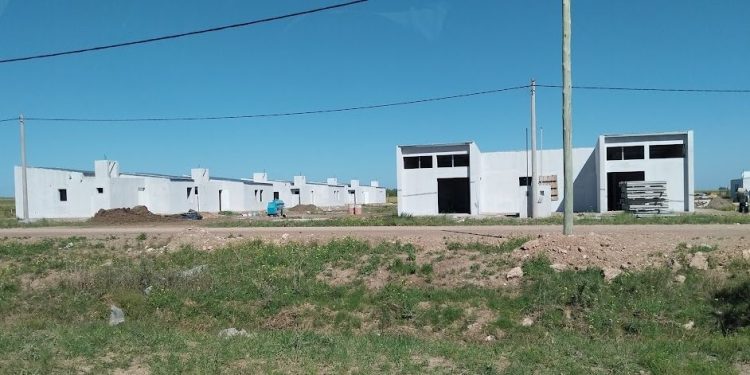 La Libertad Avanza rechaza el proyecto de viviendas en Tornquist por considerarlo «discriminatorio»