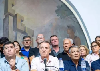 Los gremios duros definirán una medida de fuerza de 36 horas y le pedirán a la CGT que se sume