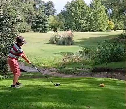 Promesa del Golf: Con solo 8 años, Tobias García debutó en los 18 hoyos del Golf Club Sierra de la Ventana
