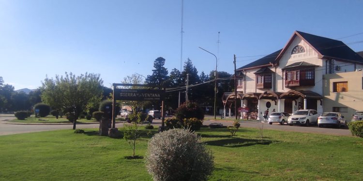 De la calma serrana al temporal: fuerte tormenta afectó a Coronel Suárez mientras Sierra se mantuvo en calma