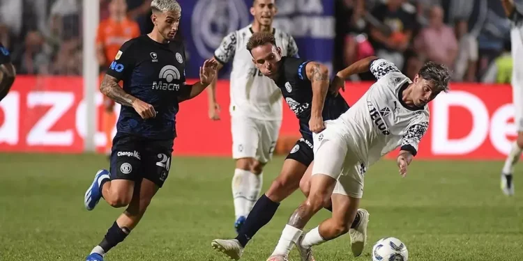 La AFA tuvo que reprogramar los partidos de este jueves por el paro general convocado por la CGT: cuándo se jugaría