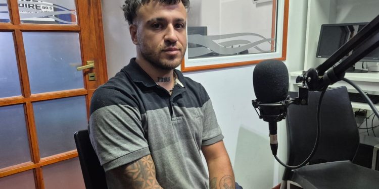 Polémica por allanamientos: Hugo Pastor desmiente el parte oficial y asegura que el operativo en su casa fue negativo