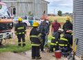 Bomberos rescataron a una persona en planta de silos de Tornquist