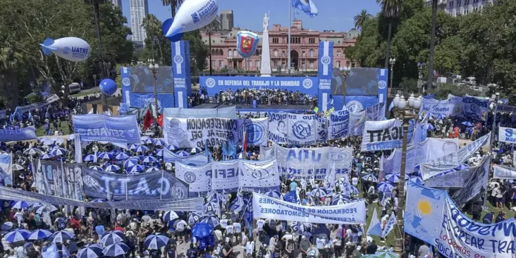 A 50 años del golpe: Marchas masivas en todo el país y actos centrales en Tornquist y Sierra de la Ventana