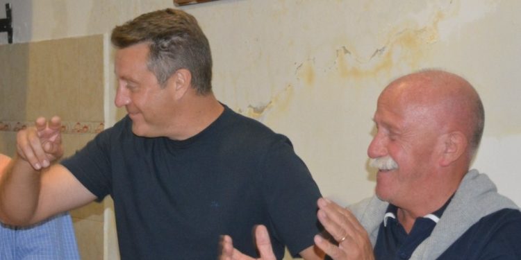 Guillermo Beck prendió fuego la interna: «Hay gente en la otra lista que fue detractora del peronismo»