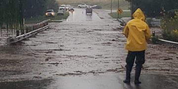 Alerta en Sierra de la Ventana: cortado el acceso por desborde del Arroyo San Bernardo tras más de 100 mm de lluvia