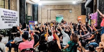 Los docentes de la UBA van al paro por tiempo indeterminado