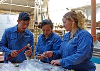 El Gobierno nacional dará de baja 900 mil planes sociales y los reemplazará por vouchers de capacitación laboral