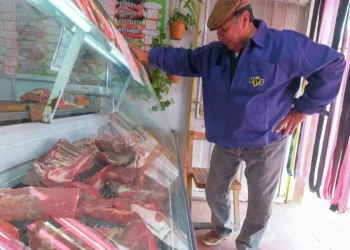 Crisis en el mostrador: El precio de la carne vacuna no encuentra techo y el consumo se desploma en la región