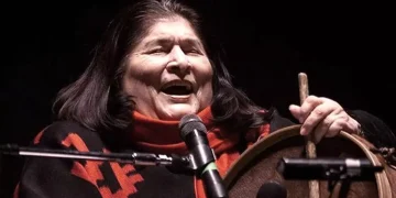 Repudio a un funcionario libertario que llamó a Mercedes Sosa “gorda comunista” y “un cáncer”