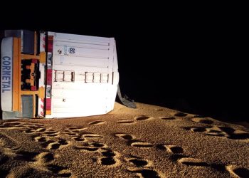 Vuelco de un camión en la Ruta 51 movilizó a Bomberos de Cabildo y Saldungaray