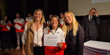 Virginia Rojas destacó el esfuerzo y la vocación por haber alcanzado el logro como guardavida