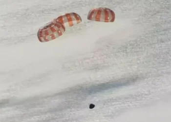 La tripulación de Artemisa II llegó a la Tierra y marcó un nuevo hito en la carrera espacial