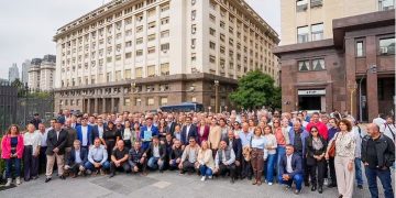 Un municipazo para mover el avispero de Javier Milei: intendentes reclamaron a Caputo y ya piensan en 2027