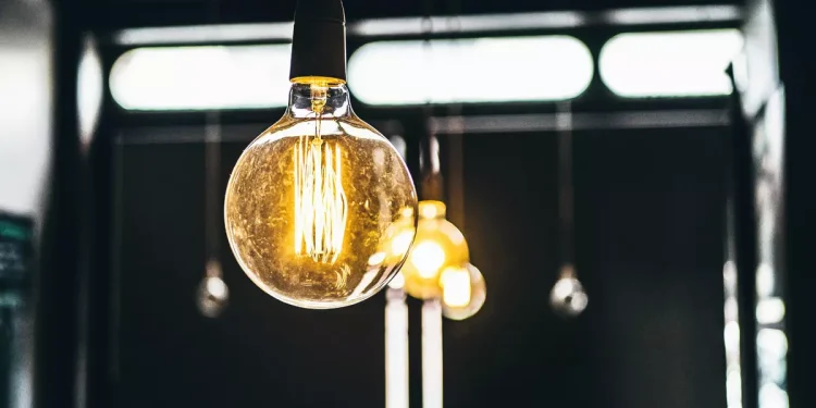 La energía, el transporte público y el alquiler, lo que más se encareció en la era Milei