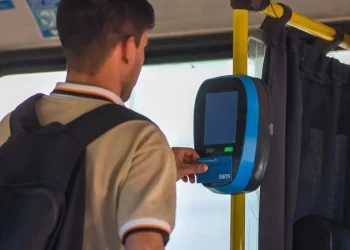 Los vecinos exigen el Boleto Estudiantil: un reclamo de la comunidad serrana para garantizar el derecho a la educación en el distrito