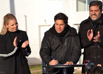 Entrega de viviendas en Tornquist: un acto de profunda emoción y fuerte contenido político