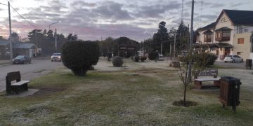 El invierno se anticipa en la Comarca: segunda helada consecutiva cubre de blanco a Sierra de la Ventana