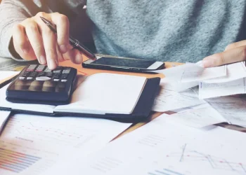 Morosidad récord en marzo: superó el 14% en créditos personales