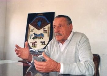 Merecido homenaje en Saldungaray: colocan cartel en memoria de Omar Cleppe a 30 años de su fallecimiento