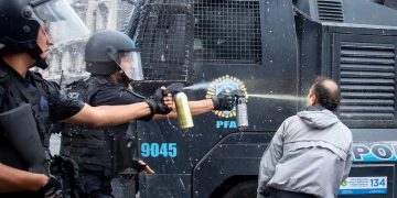 Fallo histórico de Casación: Ordenan investigar la represión a jubilados y advierten sobre el «deterioro de la democracia»