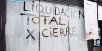 Mar del Plata: 40 persianas bajas golpean el relato turístico