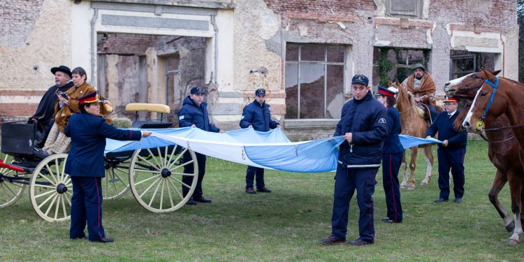 Villa Ventana se vistió de celeste y blanco para celebrar el Día de la Bandera