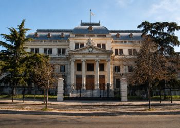 Rechazo total al proyecto libertario de desregulación inmobiliaria en la Provincia