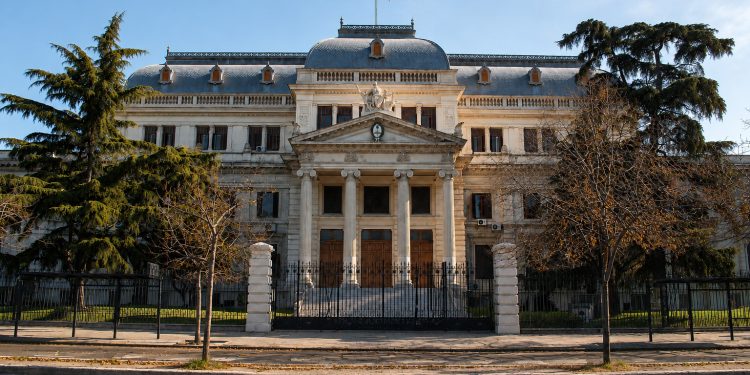 Rechazo total al proyecto libertario de desregulación inmobiliaria en la Provincia