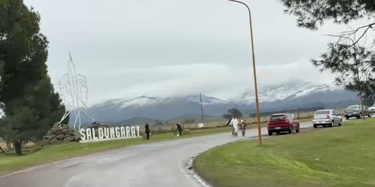 Postal de invierno: Confirman las primeras nevadas en las cumbres de Sierra de la Ventana