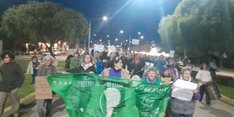 Masiva convocatoria en Sierra de la Ventana a once años del primer «Ni Una Menos»