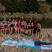 Una fiesta en las aguas frías de la comarca: más de veinte nadadores completaron un emotivo nado solidario y simbólico en Sierra de la Ventana