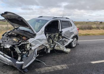 Bomberos Voluntarios de Saldungaray intervinieron en un violento accidente vial en la Ruta 51