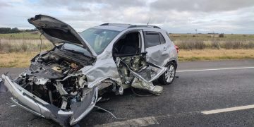 Bomberos Voluntarios de Saldungaray intervinieron en un violento accidente vial en la Ruta 51