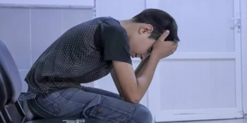 Cómo detectar y cómo responder si tu hijo padece acoso escolar, según un experto: “El principal predictor de daño es el tiempo”