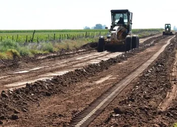 Proponen destinar el 65% del Impuesto Inmobiliario Rural a la mejora de caminos
