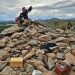 Hartos del uso desaprensivo: vecinos se unen para limpiar el Cerro del Amor tras el impacto negativo de restos funerarios