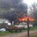 Feroz incendio devoró un galpón de chatarra en Pueblo Santa María