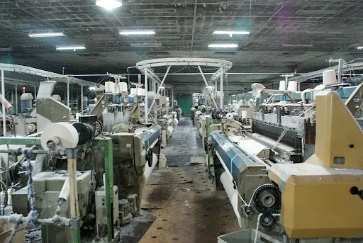 Industria textil al rojo vivo: caída de 31,3% desde 2023 y pérdida de más de 22.000 empleos