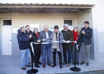 Axel Kicillof y Javier Rodríguez inauguraron un frigorífico porcino municipal en Laprida