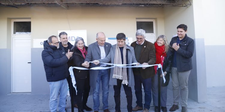 Axel Kicillof y Javier Rodríguez inauguraron un frigorífico porcino municipal en Laprida