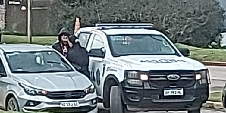 Espectacular persecución cinematográfica en Sierra de la Ventana termina con un detenido y un choque policial