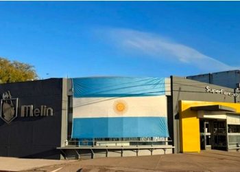 Supermercado Melín modifica su horario vespertino para alentar a la Selección en la semifinal del Mundial