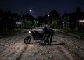 Terror de madrugada en el Barrio San Bernardo: Una abuela de 92 años resistió un brutal intento de secuestro virtual
